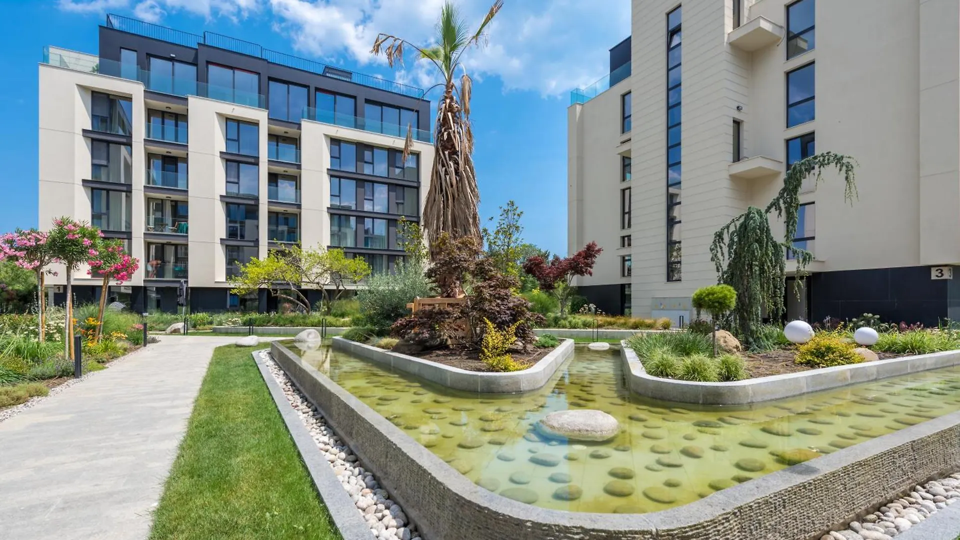 Pool View Apartment Azur Deluxe Resort & Spa Varna
