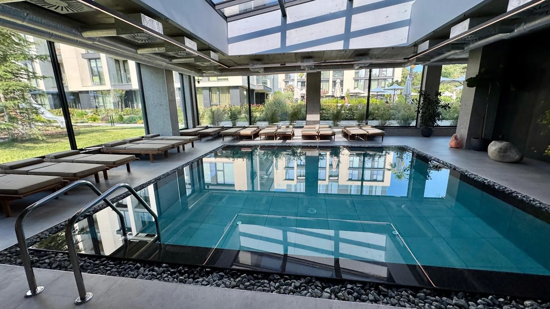 Pool View Apartment Azur Deluxe Resort & Spa Varna Bulgaria