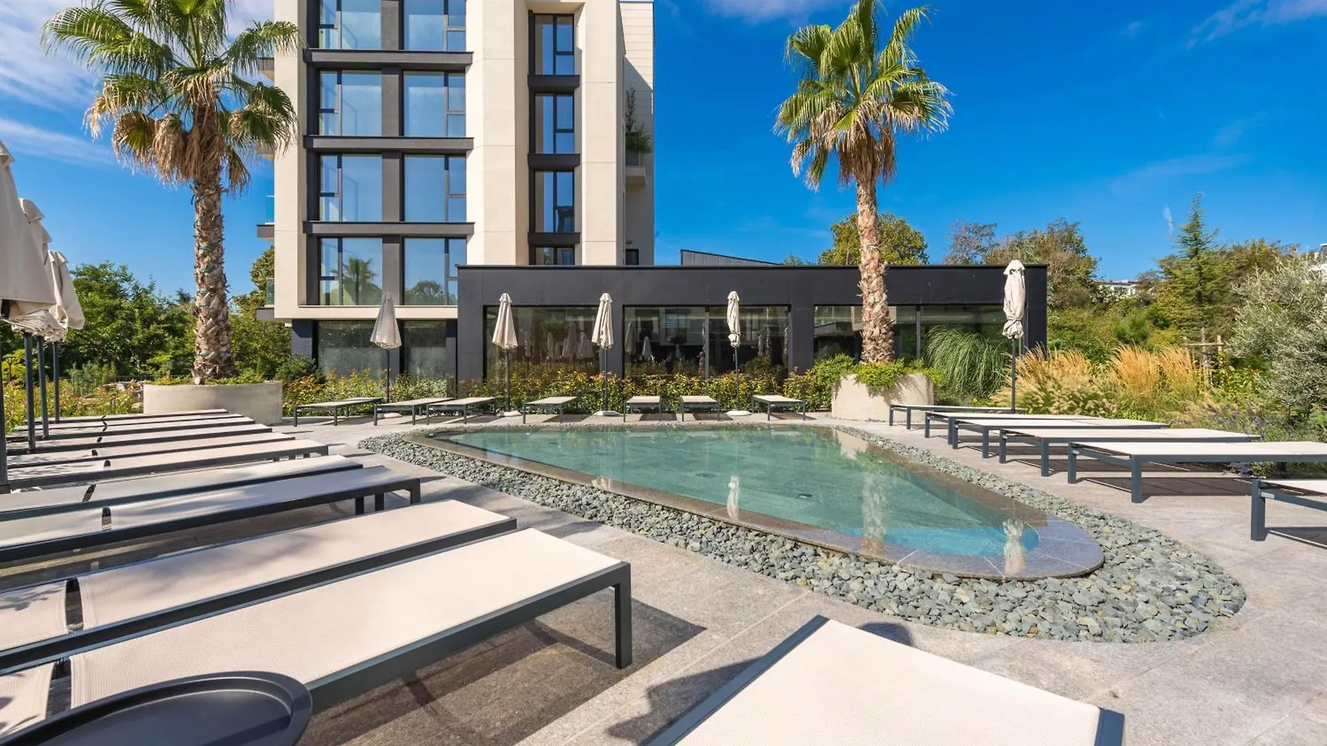 Pool View Apartment Azur Deluxe Resort & Spa Varna