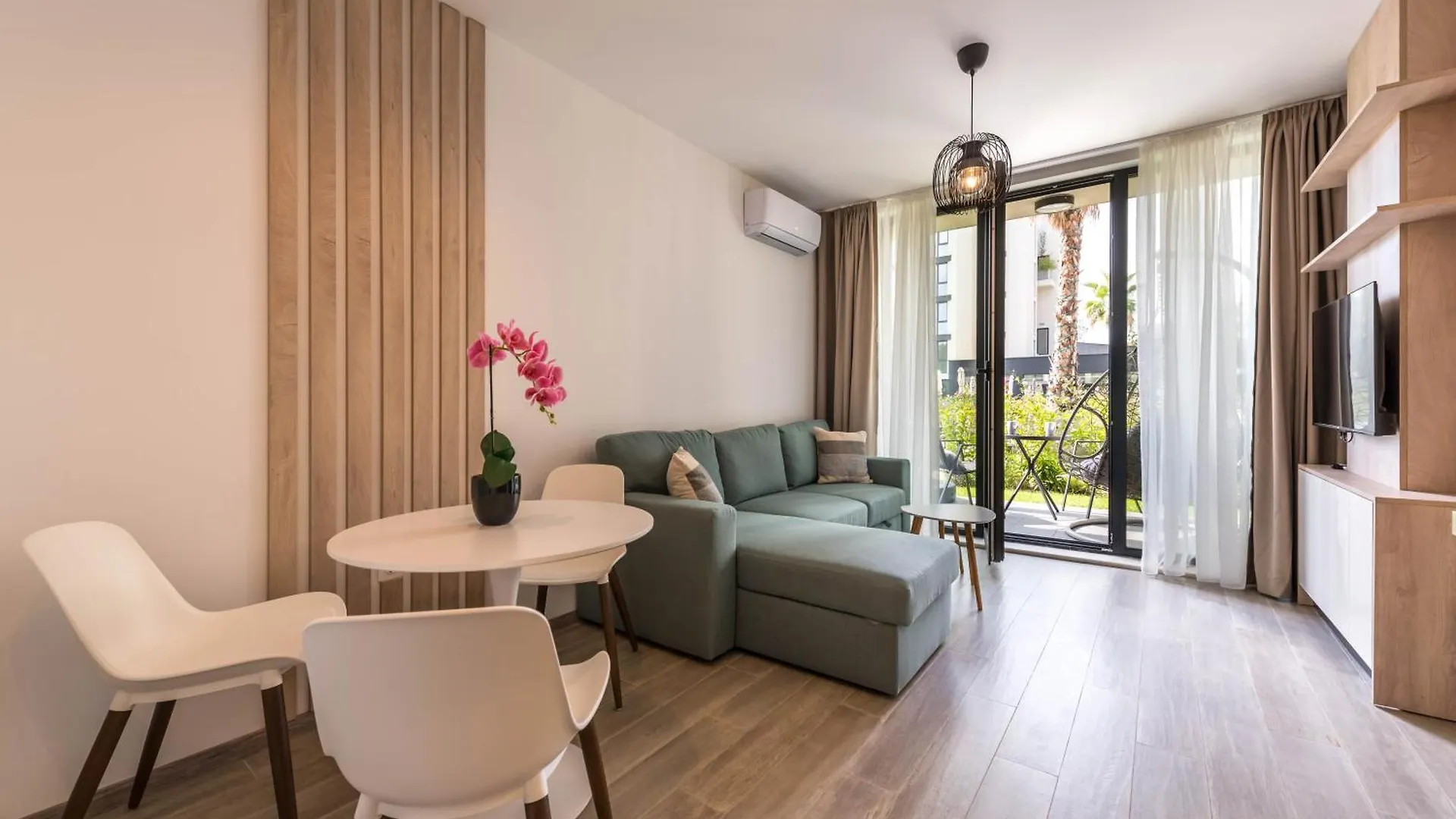 Pool View Apartment Azur Deluxe Resort & Spa Varna Bulgaria